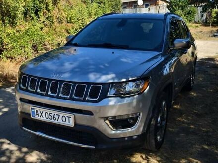 Джип Compass 2019 у Харкові на Automoto.ua Сірий Джип Compass, об'ємом двигуна 2.36 л та пробігом 94 тис. км за 15500 $, фото 1 на Automoto.ua