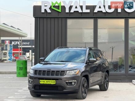 Сірий Джип Compass, об'ємом двигуна 2.4 л та пробігом 99 тис. км за 12990 $, фото 1 на Automoto.ua