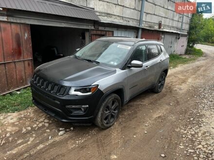 Сірий Джип Compass, об'ємом двигуна 2.36 л та пробігом 65 тис. км за 13500 $, фото 1 на Automoto.ua
