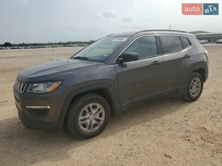 Джип Компас 2019 в Львове на Automoto.ua Серый Джип Компас, объемом двигателя 2.36 л и пробегом 98 тыс. км за 3000 $, фото 1 на Automoto.ua