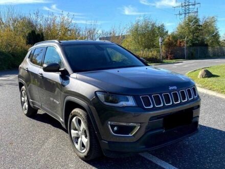 Сірий Джип Compass, об'ємом двигуна 2.4 л та пробігом 120 тис. км за 10000 $, фото 1 на Automoto.ua