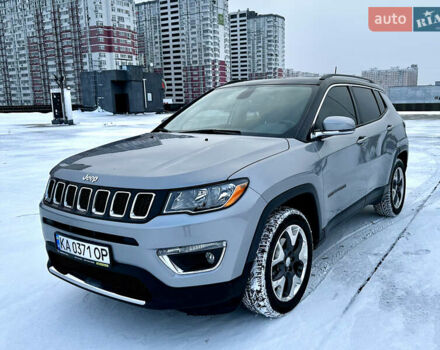 Серый Джип Компас, объемом двигателя 2.36 л и пробегом 189 тыс. км за 16800 $, фото 1 на Automoto.ua