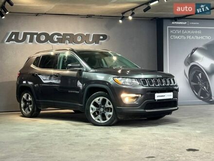 Сірий Джип Compass, об'ємом двигуна 2.4 л та пробігом 285 тис. км за 14499 $, фото 1 на Automoto.ua