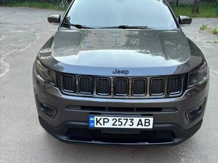 Джип Compass 2019 у Києві на Automoto.ua Сірий Джип Compass, об'ємом двигуна 2.36 л та пробігом 67 тис. км за 16900 $, фото 1 на Automoto.ua