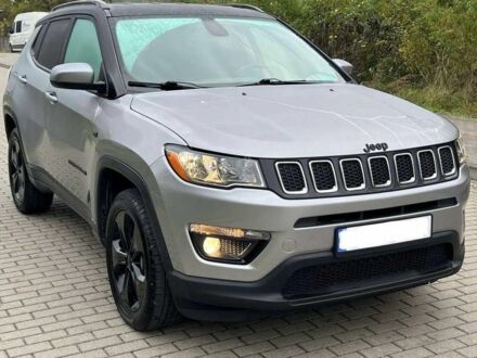 Джип Compass 2019 у Києві на Automoto.ua Сірий Джип Compass, об'ємом двигуна 2.4 л та пробігом 67 тис. км за 9800 $, фото 1 на Automoto.ua