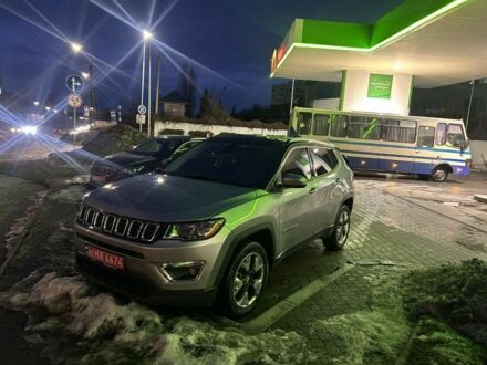 Серый Джип Компас, объемом двигателя 2.4 л и пробегом 190 тыс. км за 14500 $, фото 1 на Automoto.ua