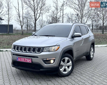 Серый Джип Компас, объемом двигателя 2.4 л и пробегом 40 тыс. км за 16800 $, фото 1 на Automoto.ua