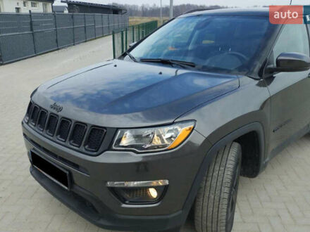 Джип Компас 2019 в Луцке на Automoto.ua Серый Джип Компас, объемом двигателя 2.36 л и пробегом 88 тыс. км за 15800 $, фото 1 на Automoto.ua