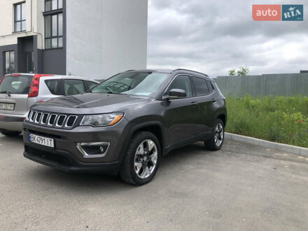 Джип Compass 2019 у Рівному на Automoto.ua Сірий Джип Compass, об'ємом двигуна 2.36 л та пробігом 80 тис. км за 14250 $, фото 1 на Automoto.ua