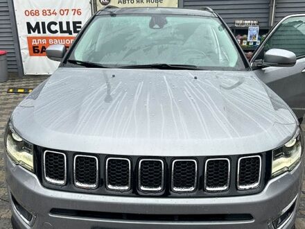 Сірий Джип Compass, об'ємом двигуна 2.4 л та пробігом 0 тис. км за 18800 $, фото 1 на Automoto.ua