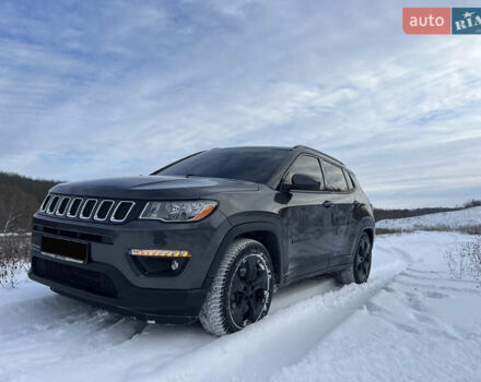 Серый Джип Компас, объемом двигателя 2.36 л и пробегом 126 тыс. км за 15800 $, фото 1 на Automoto.ua