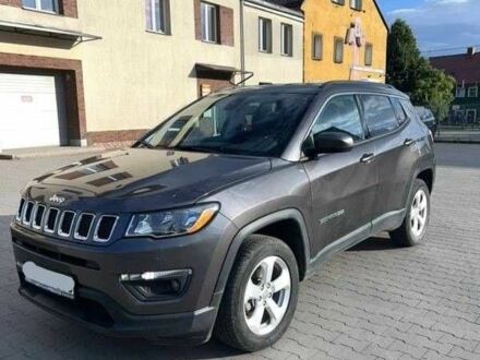 Джип Compass 2020 у Києві на Automoto.ua Сірий Джип Compass, об'ємом двигуна 2.4 л та пробігом 72 тис. км за 10100 $, фото 1 на Automoto.ua