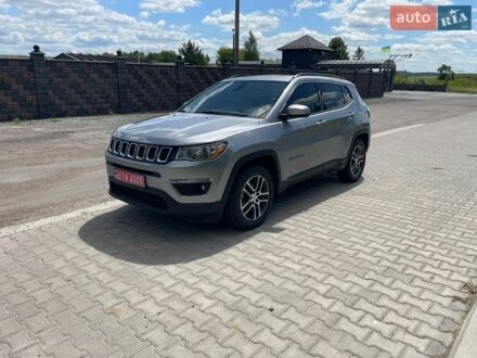 Серый Джип Компас, объемом двигателя 2.36 л и пробегом 160 тыс. км за 13900 $, фото 1 на Automoto.ua