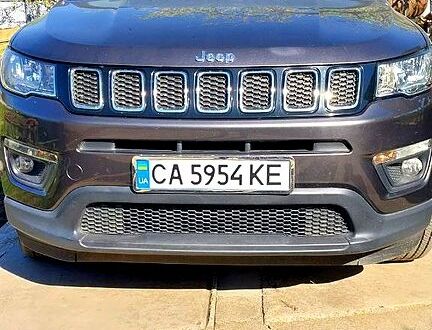 Джип Compass 2020 у Черкасах на Automoto.ua Сірий Джип Compass, об'ємом двигуна 2.4 л та пробігом 77 тис. км за 16500 $, фото 1 на Automoto.ua