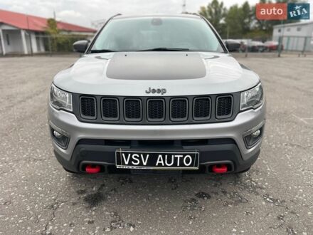 Сірий Джип Compass, об'ємом двигуна 2.4 л та пробігом 135 тис. км за 14300 $, фото 1 на Automoto.ua