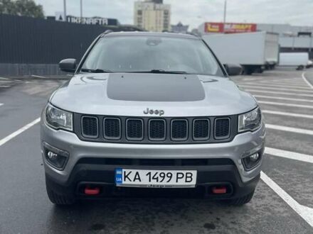 Джип Компас 2021 в Киеве на Automoto.ua Серый Джип Компас, объемом двигателя 2.4 л и пробегом 105 тыс. км за 19900 $, фото 1 на Automoto.ua