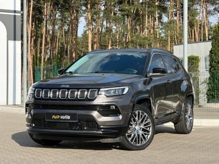 Джип Compass 2021 у Києві на Automoto.ua Сірий Джип Compass, об'ємом двигуна 2.4 л та пробігом 73 тис. км за 21800 $, фото 1 на Automoto.ua