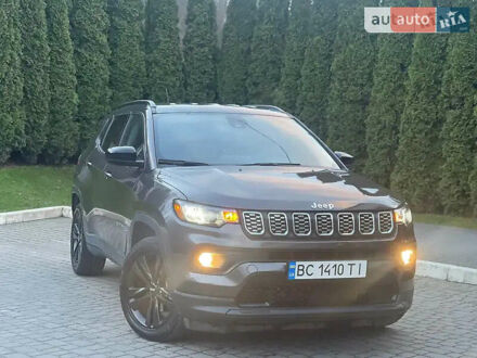 Серый Джип Компас, объемом двигателя 2.36 л и пробегом 46 тыс. км за 17400 $, фото 1 на Automoto.ua