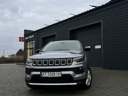 Серый Джип Компас, объемом двигателя 2.36 л и пробегом 48 тыс. км за 18500 $, фото 1 на Automoto.ua