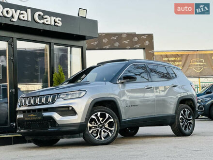 Джип Compass 2021 у Харкові на Automoto.ua Сірий Джип Compass, об'ємом двигуна 2.36 л та пробігом 15 тис. км за 21999 $, фото 1 на Automoto.ua