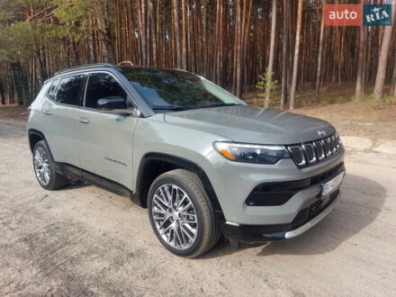 Сірий Джип Compass, об'ємом двигуна 2.4 л та пробігом 16 тис. км за 25000 $, фото 1 на Automoto.ua