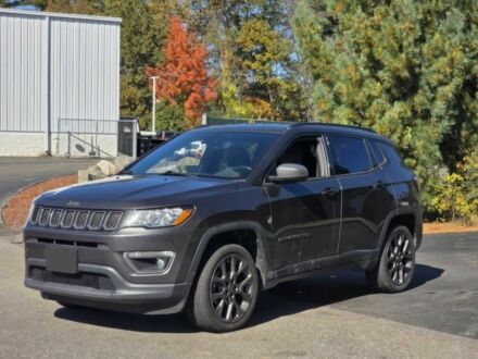 Серый Джип Компас, объемом двигателя 2.4 л и пробегом 28 тыс. км за 4400 $, фото 1 на Automoto.ua