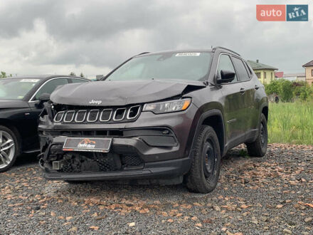 Джип Компас 2021 в Львове на Automoto.ua Серый Джип Компас, объемом двигателя 2.36 л и пробегом 106 тыс. км за 12900 $, фото 1 на Automoto.ua