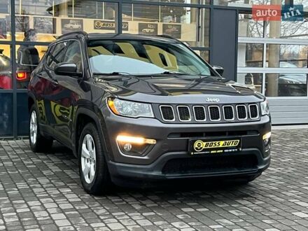 Сірий Джип Compass, об'ємом двигуна 2.36 л та пробігом 100 тис. км за 18000 $, фото 1 на Automoto.ua