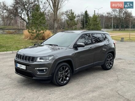 Серый Джип Компас, объемом двигателя 2.36 л и пробегом 36 тыс. км за 18500 $, фото 1 на Automoto.ua