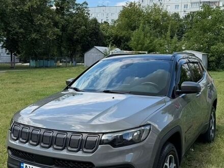 Серый Джип Компас, объемом двигателя 2.36 л и пробегом 100 тыс. км за 22000 $, фото 1 на Automoto.ua