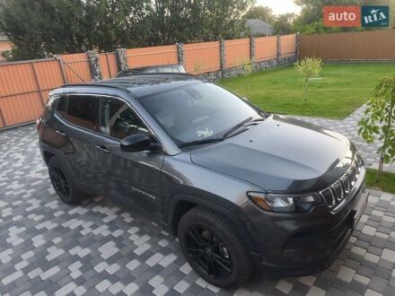 Джип Compass 2022 у Полтаві на Automoto.ua Сірий Джип Compass, об'ємом двигуна 2.36 л та пробігом 39 тис. км за 19990 $, фото 1 на Automoto.ua