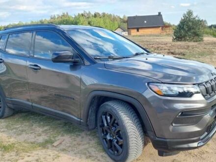 Сірий Джип Compass, об'ємом двигуна 2.4 л та пробігом 37 тис. км за 11700 $, фото 1 на Automoto.ua