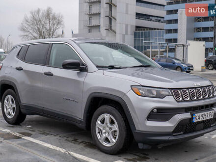 Серый Джип Компас, объемом двигателя 2.36 л и пробегом 43 тыс. км за 19500 $, фото 1 на Automoto.ua
