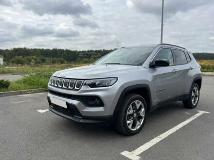 Сірий Джип Compass, об'ємом двигуна 2.4 л та пробігом 76 тис. км за 10900 $, фото 1 на Automoto.ua