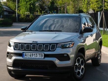 Сірий Джип Compass, об'ємом двигуна 2.4 л та пробігом 64 тис. км за 19000 $, фото 1 на Automoto.ua