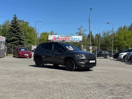 Джип Компас 2022 в Кривом Роге на Automoto.ua Серый Джип Компас, объемом двигателя 2.4 л и пробегом 40 тыс. км за 17900 $, фото 1 на Automoto.ua