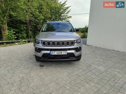 Сірий Джип Compass, об'ємом двигуна 2.36 л та пробігом 31 тис. км за 17500 $, фото 1 на Automoto.ua