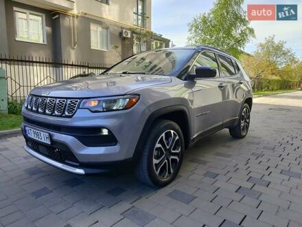 Джип Компас 2022 в Ивано-Франковске на Automoto.ua Серый Джип Компас, объемом двигателя 2.36 л и пробегом 58 тыс. км за 19900 $, фото 1 на Automoto.ua