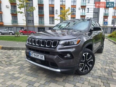 Джип Компас 2023 в Ивано-Франковске на Automoto.ua Серый Джип Компас, объемом двигателя 2 л и пробегом 19 тыс. км за 23600 $, фото 1 на Automoto.ua
