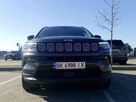 Серый Джип Компас, объемом двигателя 2 л и пробегом 27 тыс. км за 22300 $, фото 1 на Automoto.ua