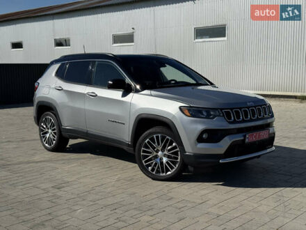 Сірий Джип Compass, об'ємом двигуна 2 л та пробігом 15 тис. км за 21500 $, фото 1 на Automoto.ua