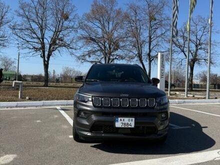 Сірий Джип Compass, об'ємом двигуна 2 л та пробігом 31 тис. км за 20300 $, фото 1 на Automoto.ua