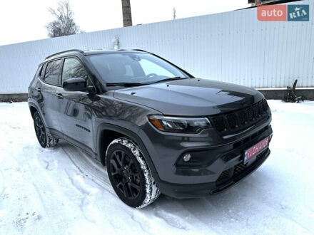 Серый Джип Компас, объемом двигателя 2 л и пробегом 44 тыс. км за 20900 $, фото 1 на Automoto.ua