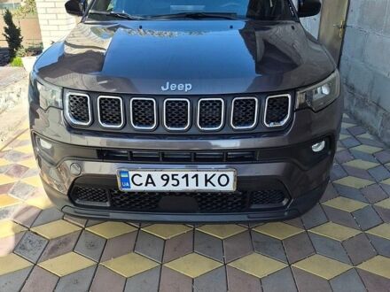 Сірий Джип Compass, об'ємом двигуна 2 л та пробігом 24 тис. км за 23300 $, фото 1 на Automoto.ua