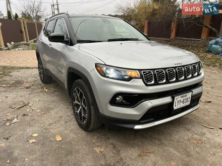 Серый Джип Компас, объемом двигателя 2 л и пробегом 36 тыс. км за 21500 $, фото 1 на Automoto.ua