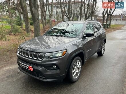 Серый Джип Компас, объемом двигателя 2 л и пробегом 16 тыс. км за 23490 $, фото 1 на Automoto.ua