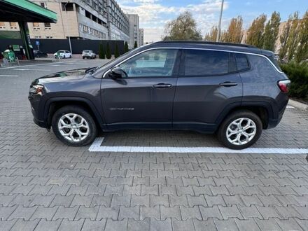 Сірий Джип Compass, об'ємом двигуна 2 л та пробігом 34 тис. км за 17999 $, фото 1 на Automoto.ua