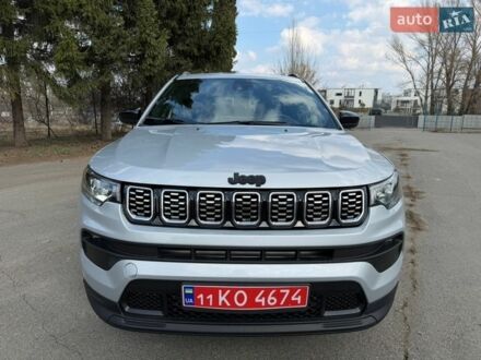 Сірий Джип Compass, об'ємом двигуна 2 л та пробігом 29 тис. км за 18499 $, фото 1 на Automoto.ua