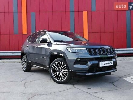 Джип Компас 2024 в Киеве на Automoto.ua Серый Джип Компас, объемом двигателя 1.47 л и пробегом 22 тыс. км за 31990 $, фото 1 на Automoto.ua