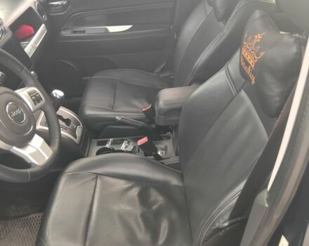 Синій Джип Compass, об'ємом двигуна 2 л та пробігом 180 тис. км за 10000 $, фото 4 на Automoto.ua